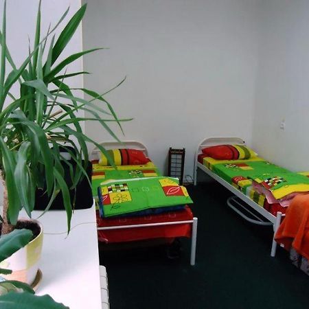 Hostel Kreshatik Kiev Rum bild