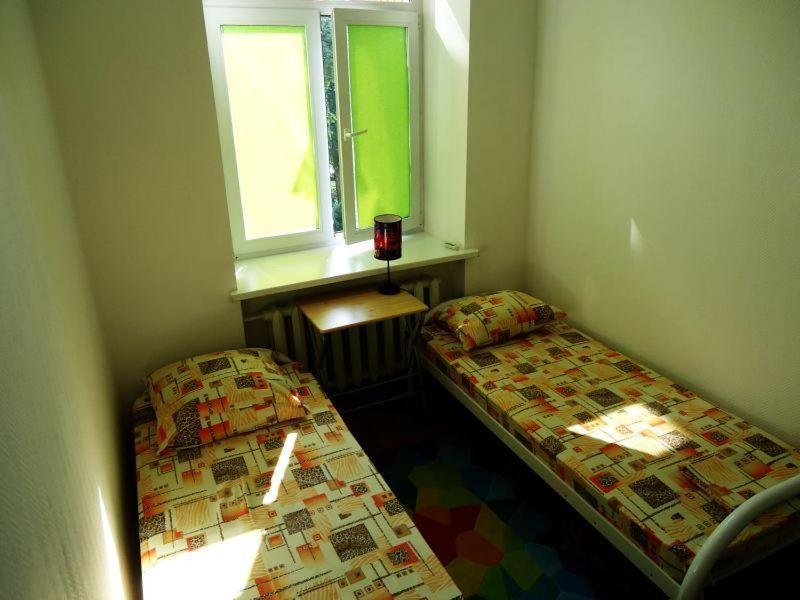 Hostel Kreshatik Kiev Rum bild