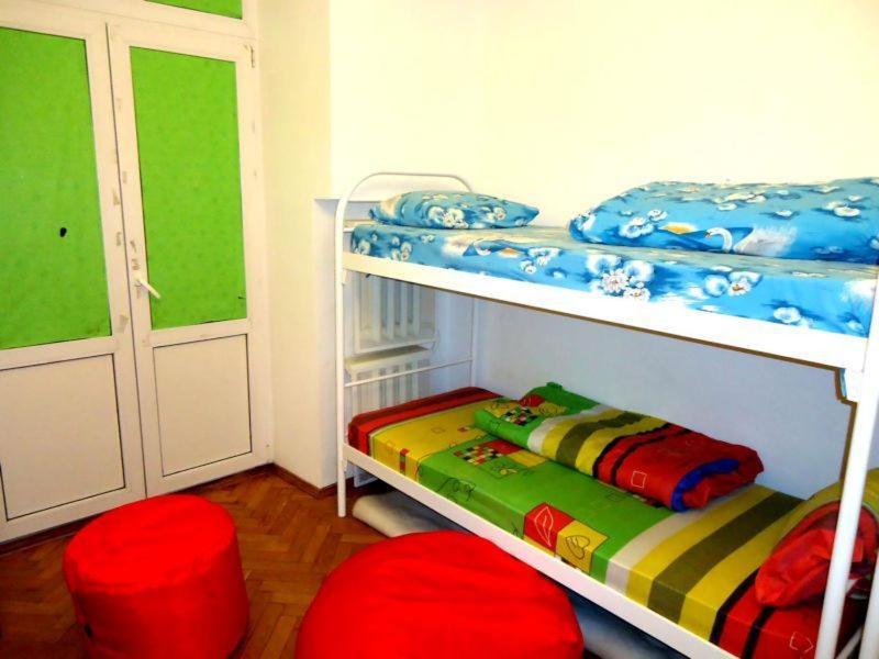 Hostel Kreshatik Kiev Rum bild