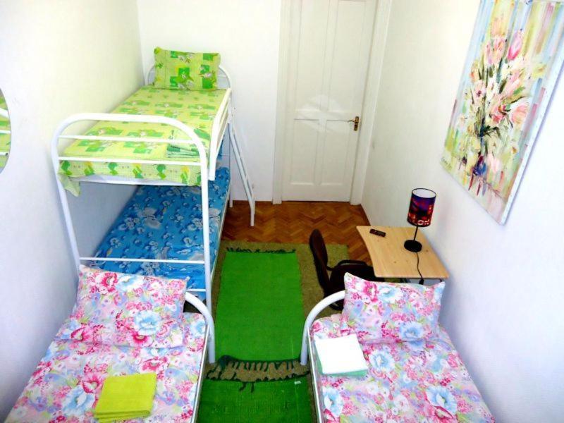 Hostel Kreshatik Kiev Rum bild